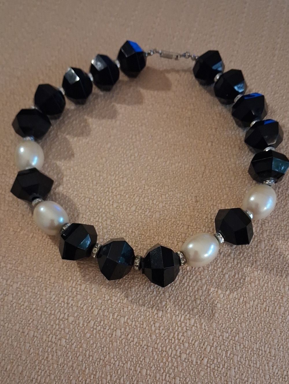 Vintage Dauplaise Choker NWOT